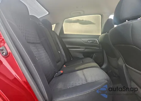 2017 Nissan Altima 2.5 из США, поврежденный, VIN 1N4AL3AP9HC279442